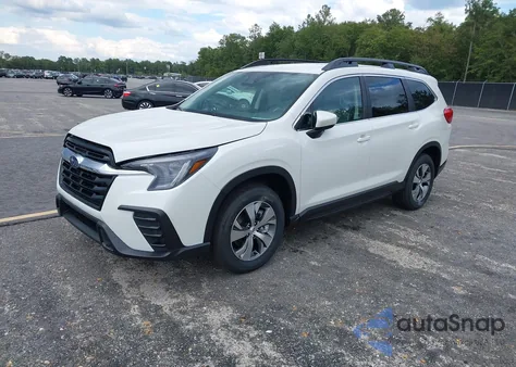 2025 Subaru Ascent Premium 8-Passenger z USA, uszkodzony, nr VIN 4S4WMAAD8S3442723